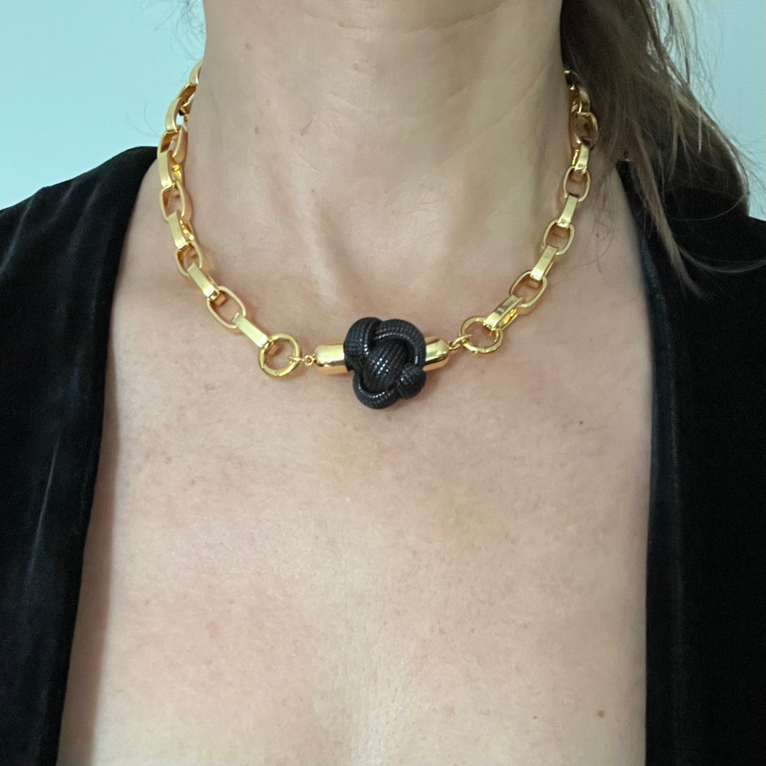 Switcheroo Divinity Knot Necklace, Metallic