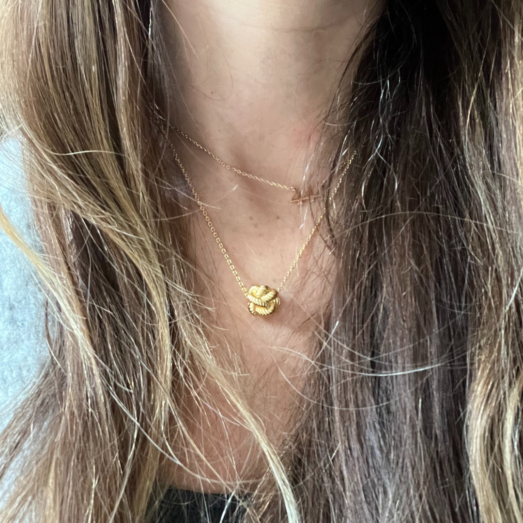 Dainty Divinity Knot Necklace