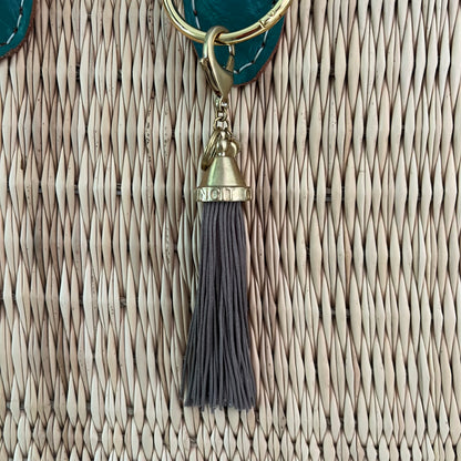 AMOR VINCIT OMNIA  Bag charm