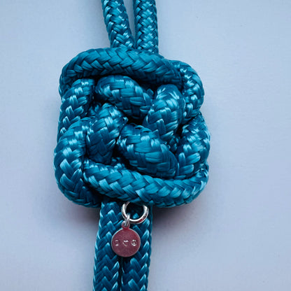 The PLAFOND KNOT Charm