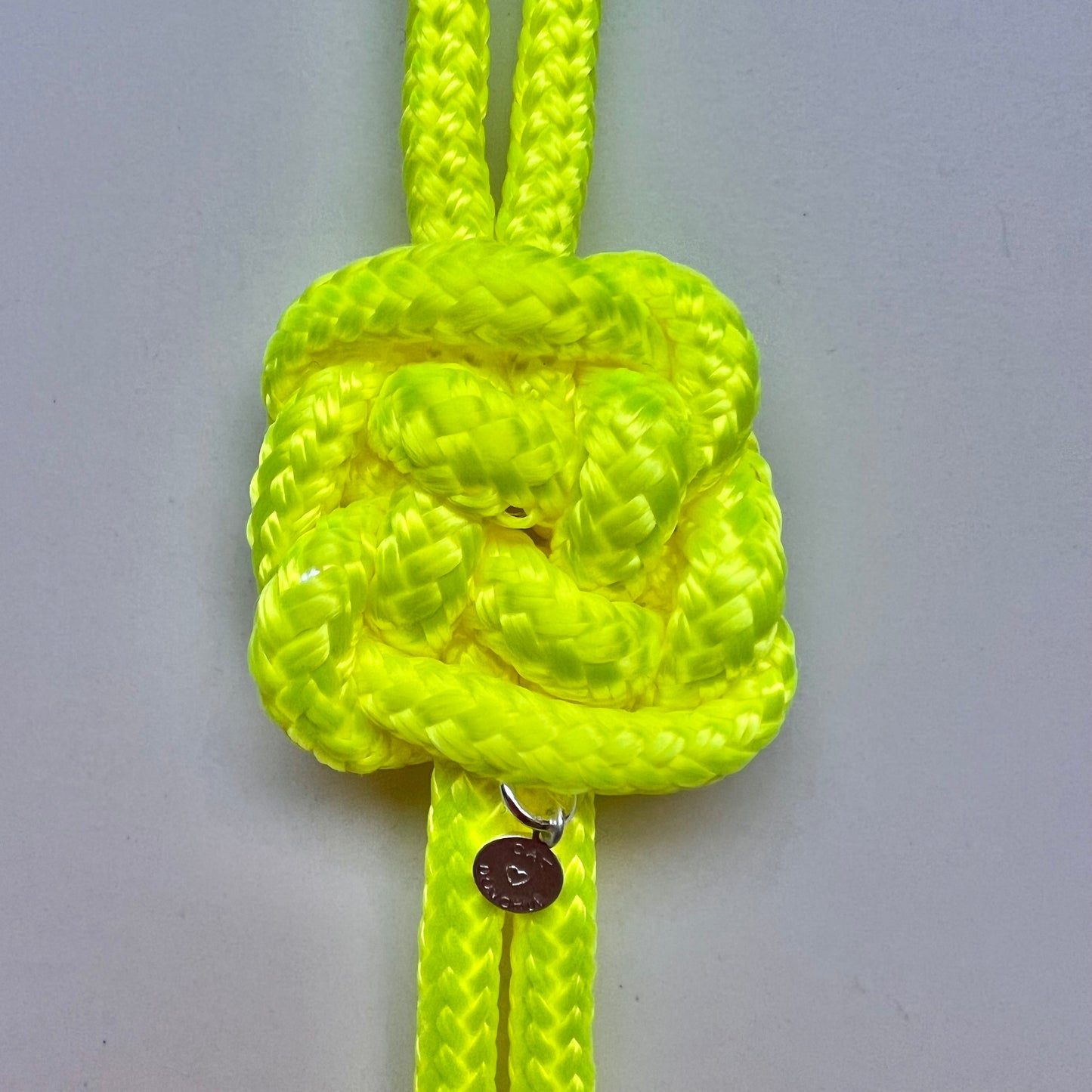 The PLAFOND KNOT Charm