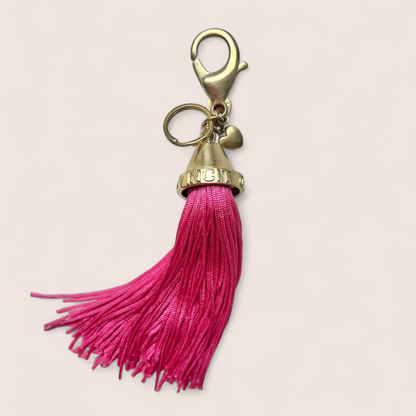 AMOR VINCIT OMNIA  Bag charm